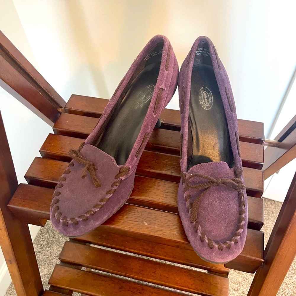 Dr. Scholl's Purple Heels with Bow Detail